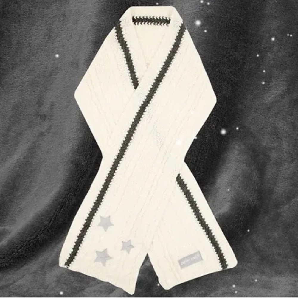 Taylor Swift, folklore scarf